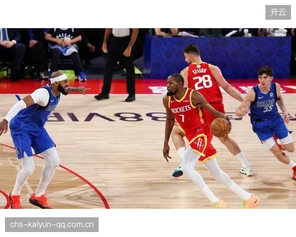 伊森二十申京三双火箭胜独行侠——NBA赛场上的“双面王”传奇